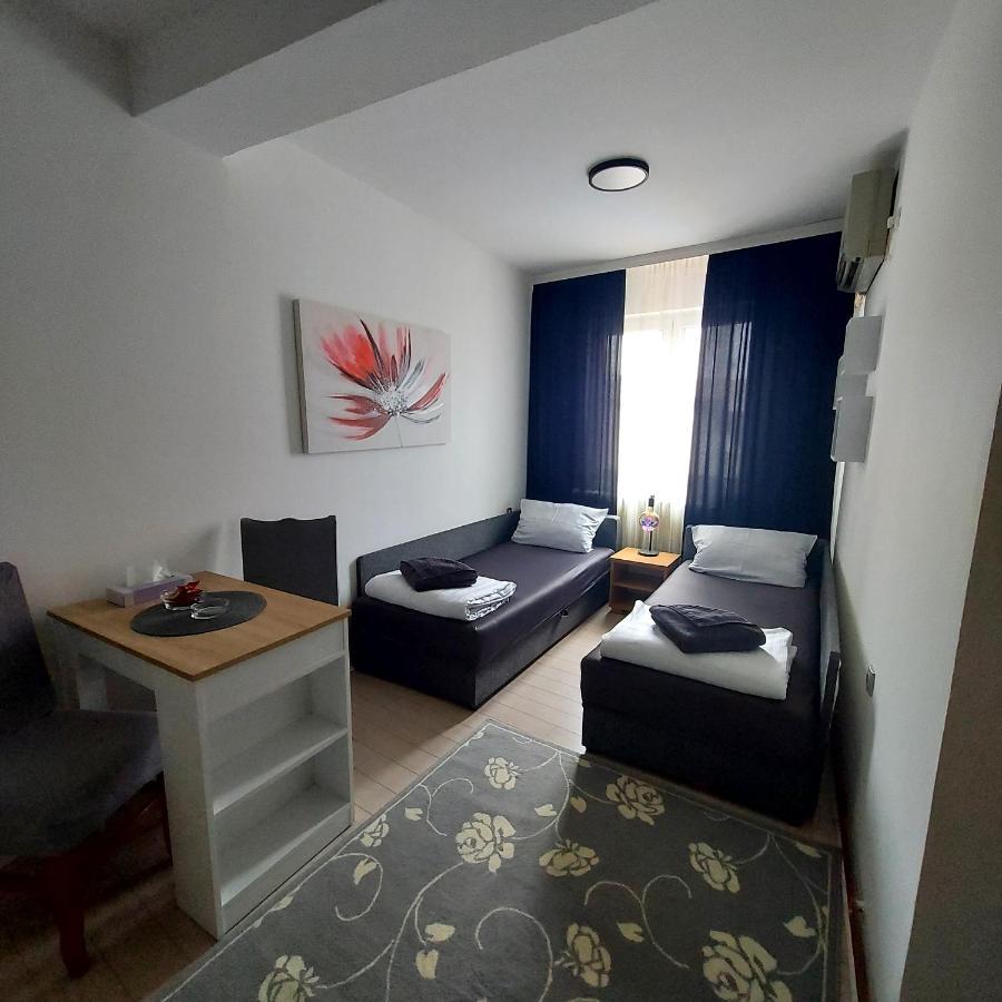 Smestaj Bane Novi Sad Exterior photo